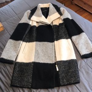 IVANKA TRUMP long coat
